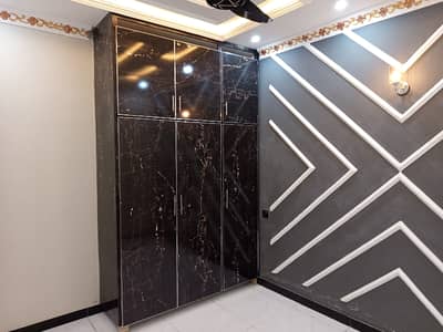 5 Marla Upper Portion For Rent