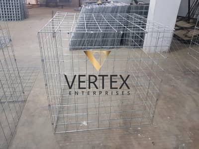 Chain link fence / Galvanized Razor wire / Barbed Wire / Crimped Mesh