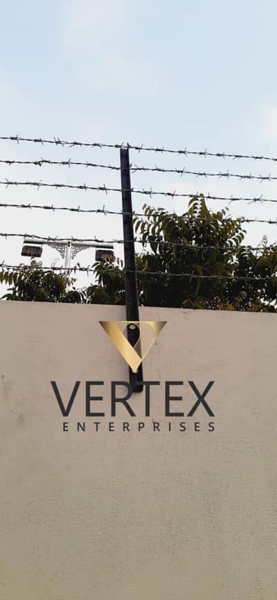 Razor Wire Barbed Wire Security Wire Welded Mesh Jali Chain Link Fence
