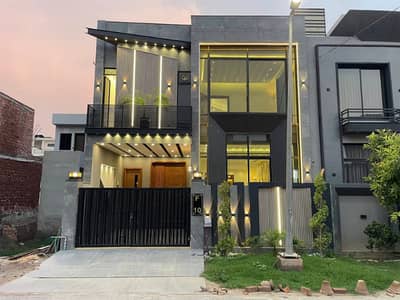 5 Marla Ultra Luxury House For Rent In AA Block Sector D Bahria Town Lahore