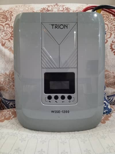 Trion Wise 1200 (Solar supported UPS)