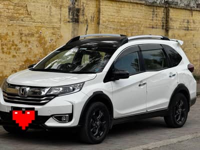 A brand new condition honda brv for sale. . .