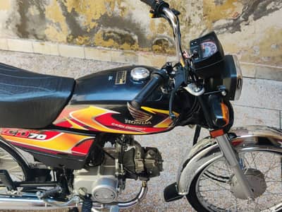 Honda CD 70 model 2025