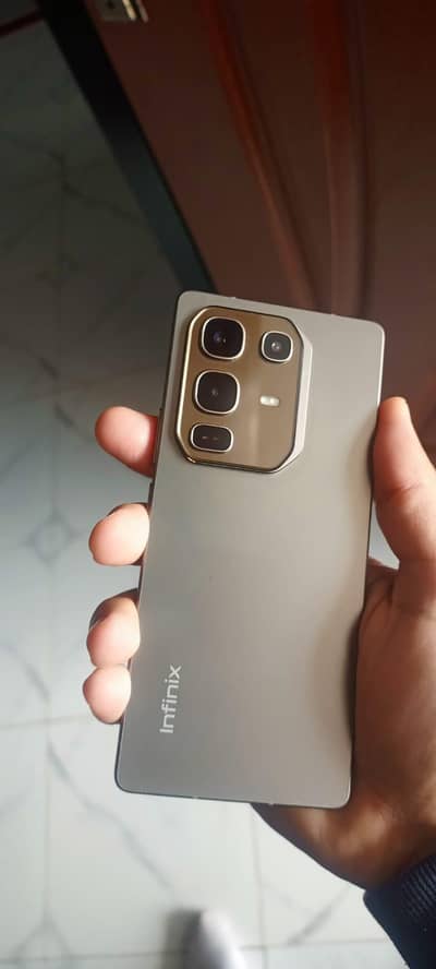 Note 50 pro 10mnths warnty