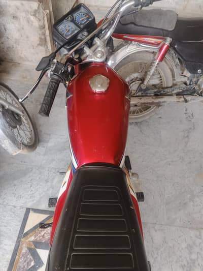 Honda 125 urgent sale