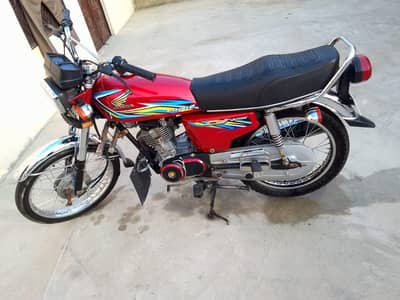 Honda 125 for sale document clear my WhatsApp number 0321439076