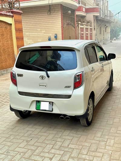 TOYOTA PIXIS FULL OPTION