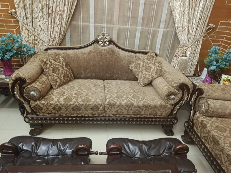 solid sofa chinioti style 2