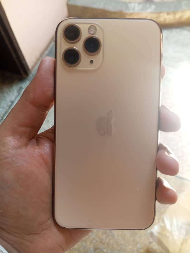 Iphone 11pro 4