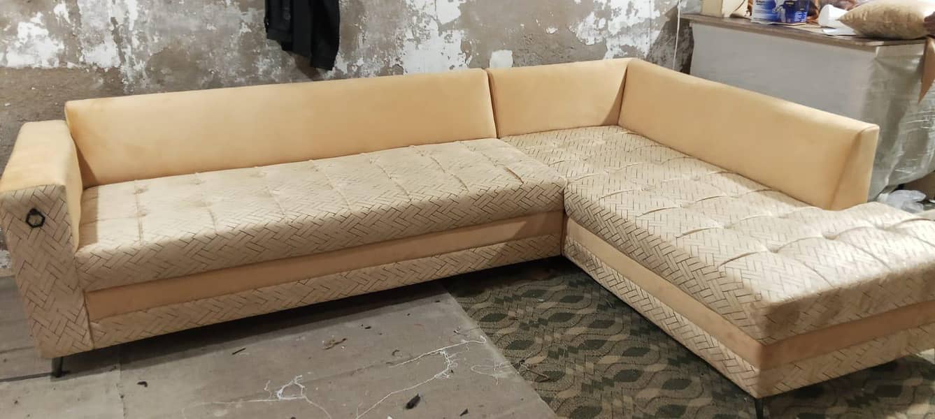 l shaped sofa 0