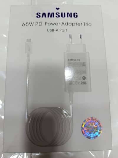 SAMSUNG 65w PD power Adapter Trio USB port