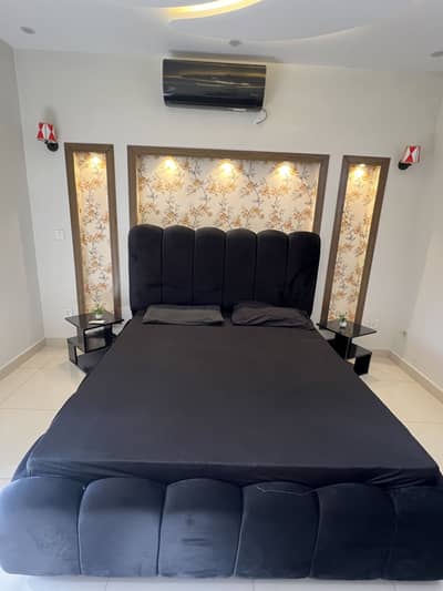 Queen size bed with mattress