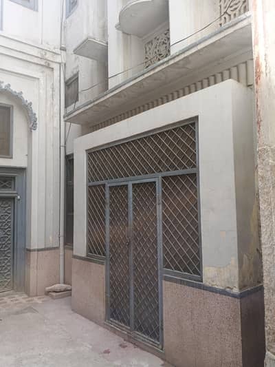 Restaurant jobs Available