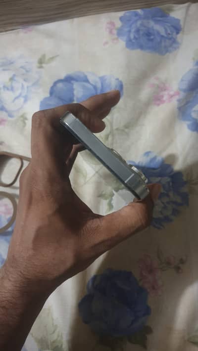 14 pro max non jv 1 TB