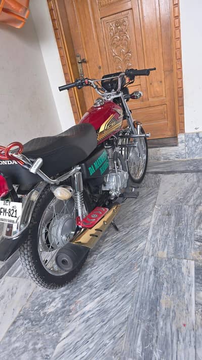 Honda 125 sef start with All original accessories