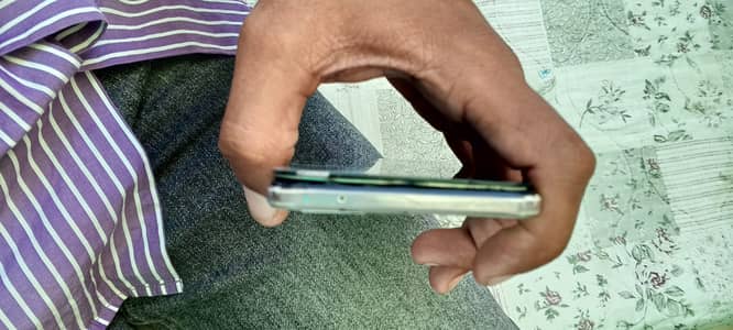 Vivo V21 e 8+4 128 gb read ad properly