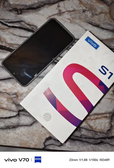 Vivo S1 with box and original charger