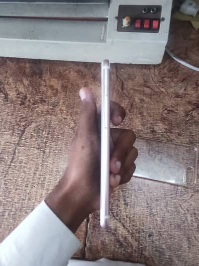 iPhone 7 Plus jv with box