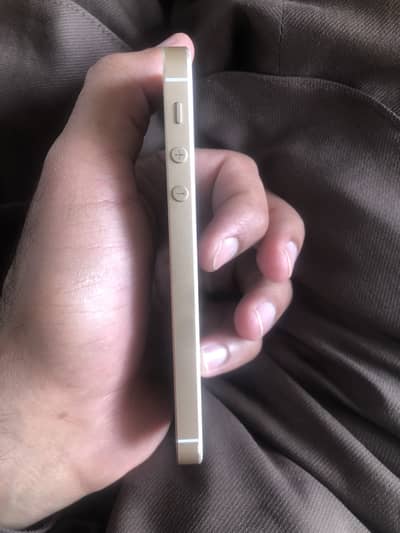 iPhone SE 1st gen 64gb pta approved finger working