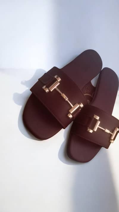 Bata Casual Maroon Chappal