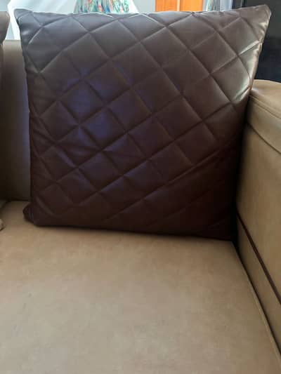 L shape sofa with table