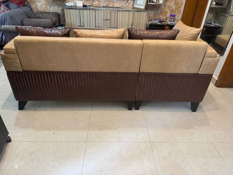 L shape sofa with table 1