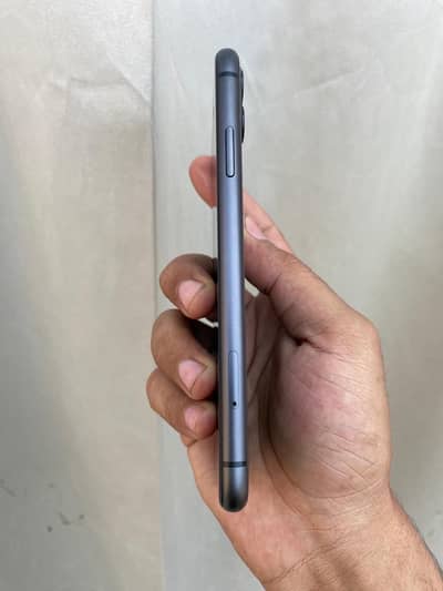 Iphone 11 64 GB Non Pta JV Urgent Sale