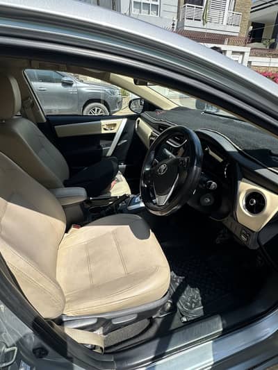 Toyota corolla altis cruisetronic 1.8 Automatic