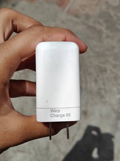 65w Warp Charger Adapter (OnePlus) + 65w Charging Cable