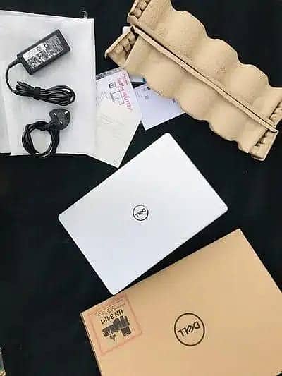 Dell laptop Core i7 10th Generation ` apple i5 10/10 i3