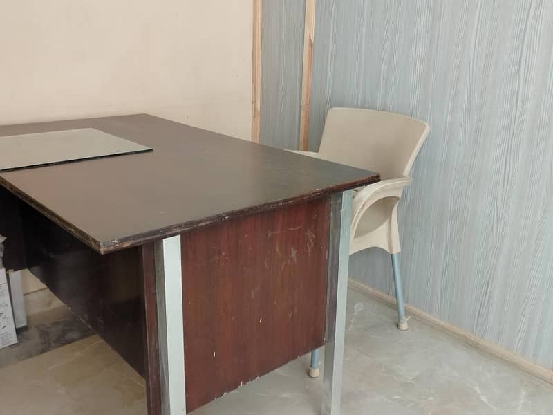 Table/office, study ,etc 3