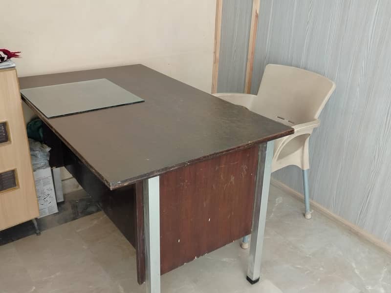 Table/office, study ,etc 0