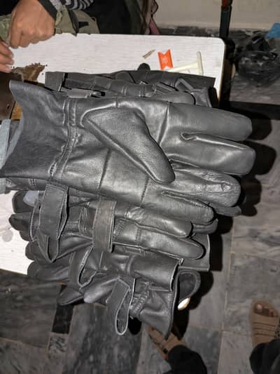 leather gloves