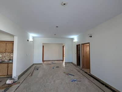 3 bed dd corner ground floor portion for rent