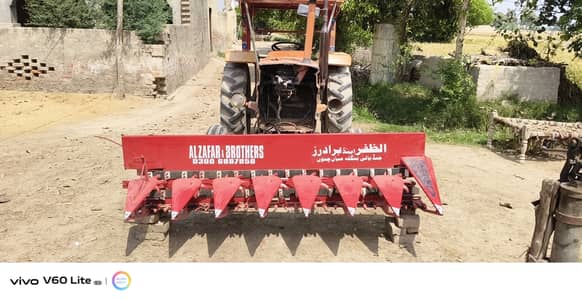 Tractor with repar for sell argant