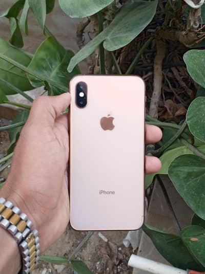 iphone xs 64 gb mint condition