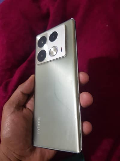Infinix note 40 pro