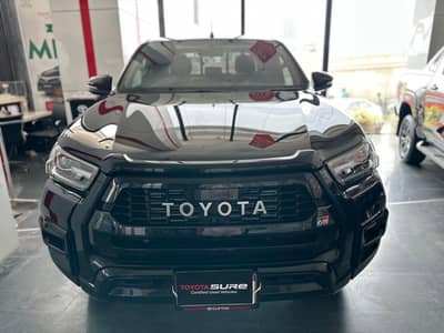 Toyota Hilux Revo GR-S 2025/26