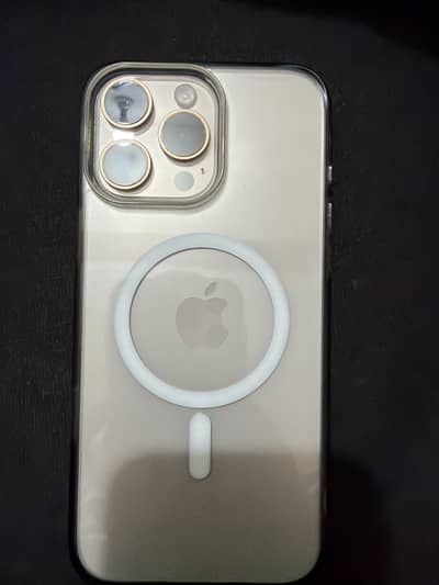 Iphone 16pro max 10/10 condition with box and cable