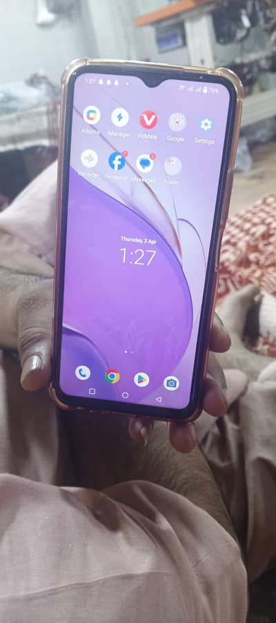 vivo y33s ram 8+4  rom 128gb