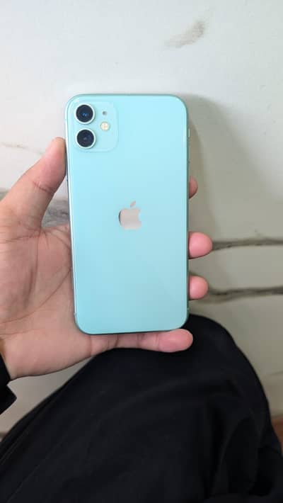 iPhone 11.03392200046