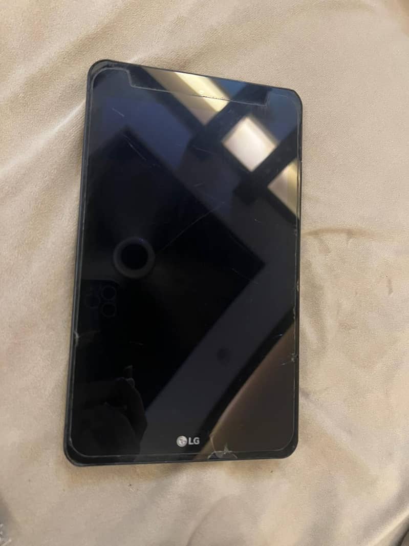 LG tablet 0