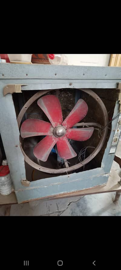 lahori cooler sale k liay hy comdition 7/10 hy wrorking main hy full.