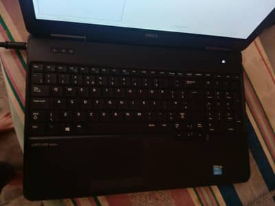 laptop dell window hone wali Hain Baki 100 ok hein