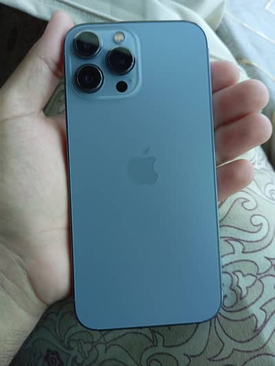 iphone 13 pro max NON-PTA Factory Unlock 10/10 condition.