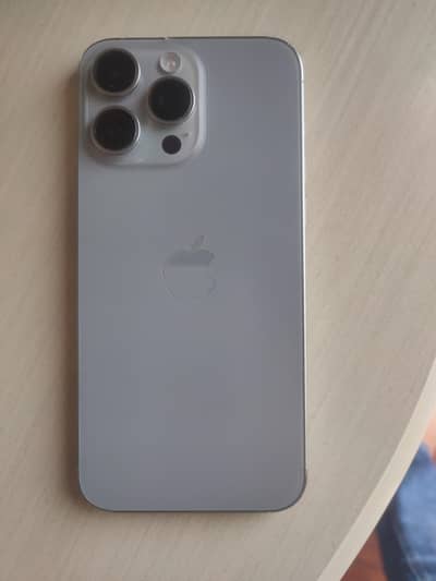 iPhone 15 Pro Max 256GB Platinum – 10/10 Condition, Box & Accessories