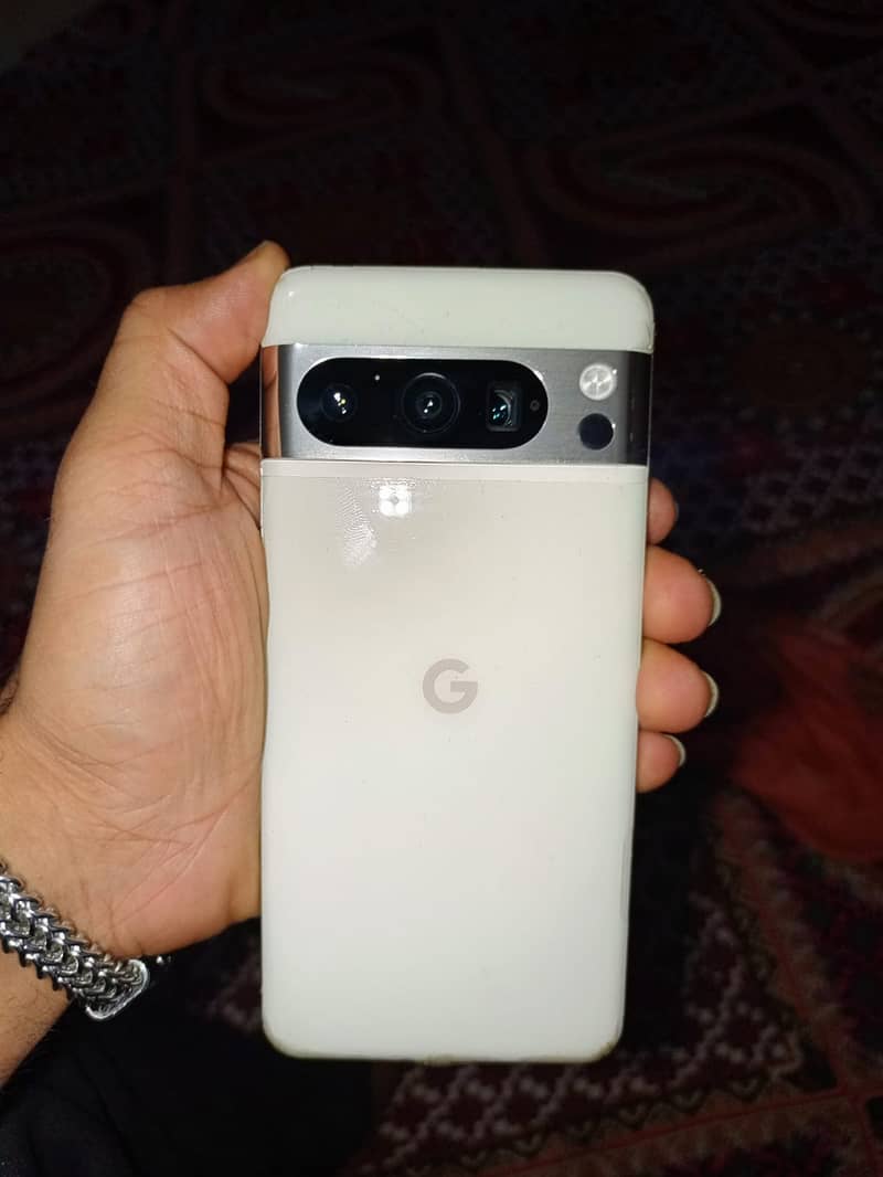Google Pixel 8 Pro 0
