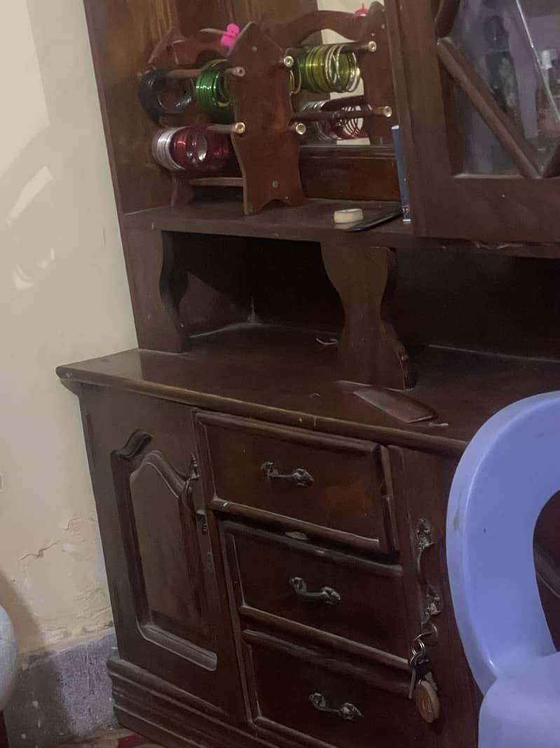 Dressing table 1