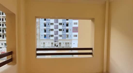 READY TO MOVE 2250sq. ft 3Bed Luxury Apartment at Tower-4, 6 & 7 Near Main Entrance of Bahria Town Karachi FOR SALE