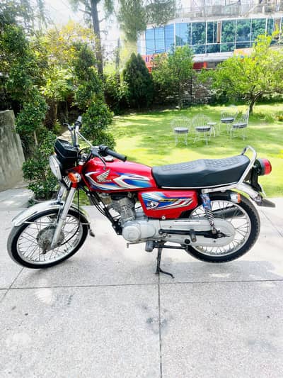 Honda CG125.22/23 Engine pack . Genuine Urgent sale Gift for 125 lover
